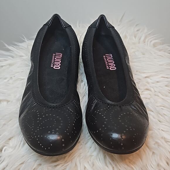 Munro American Perforated Black Leather Slip on Ballet Flats - Picture 1 of 9